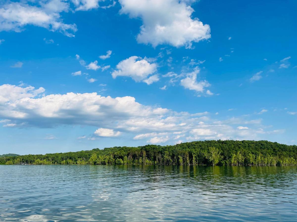 Lakefront And Lake View Indian Point Condo With Boat Slip Бренсон Екстер'єр фото
